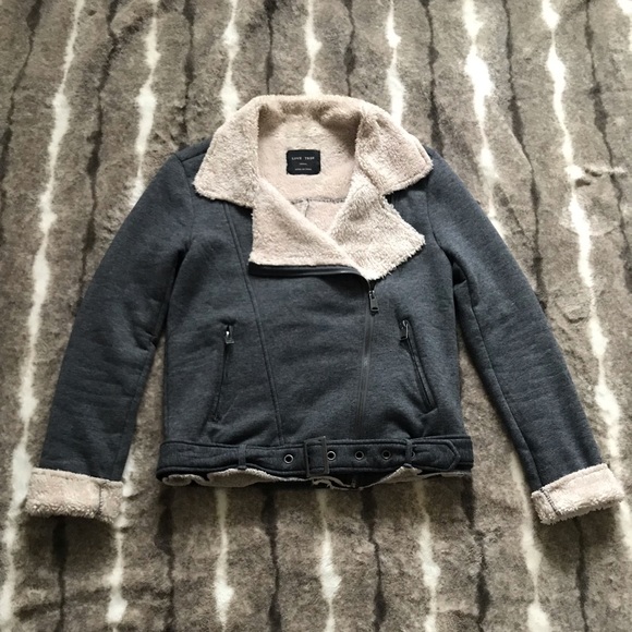 LOVE TREE gray with faux fur jacket - Picture 2 of 8